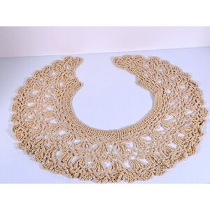 Vintage Handmade Crochet Lace Detachable Collar Beige Scalloped Floral Openwork